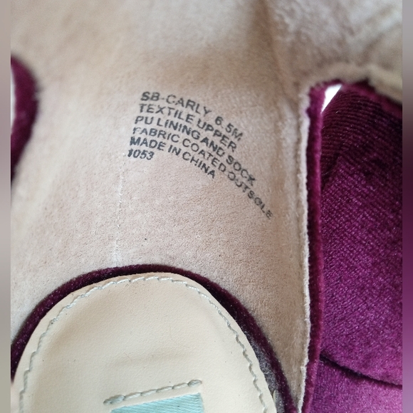 Betsey Johnson High Heels Size 6.5M Maroon Velvet Carly Ankle Strap - Picture 10 of 12